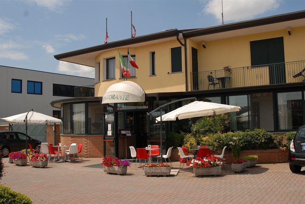 Hotel Gran Delta Di Alba-Invest Srl Rosolina Dış mekan fotoğraf