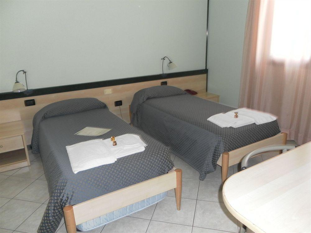 Hotel Gran Delta Di Alba-Invest Srl Rosolina Dış mekan fotoğraf
