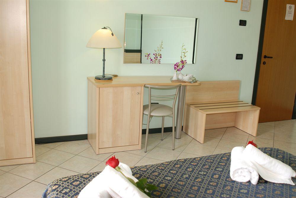 Hotel Gran Delta Di Alba-Invest Srl Rosolina Dış mekan fotoğraf
