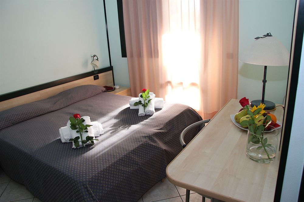 Hotel Gran Delta Di Alba-Invest Srl Rosolina Dış mekan fotoğraf